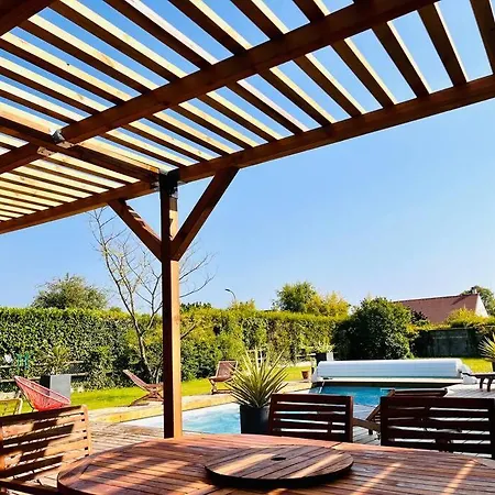 Logement Privatif Avec Piscine *